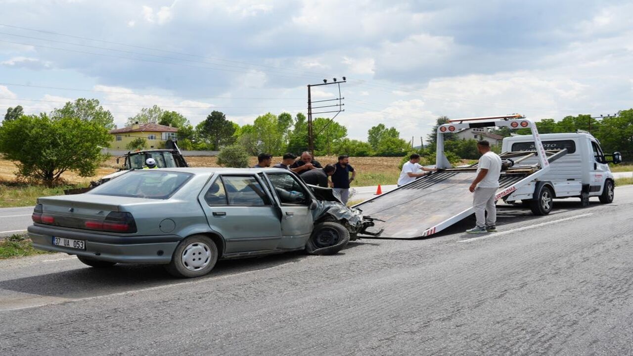 Kastamonu Trafik Kazası Yaralılar Var (6)