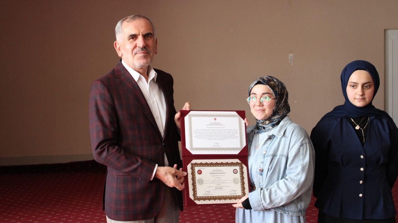 Kastamonu’da 60 Öğrenci Kur’an Kursu Eğitimini Tamamladı (1)