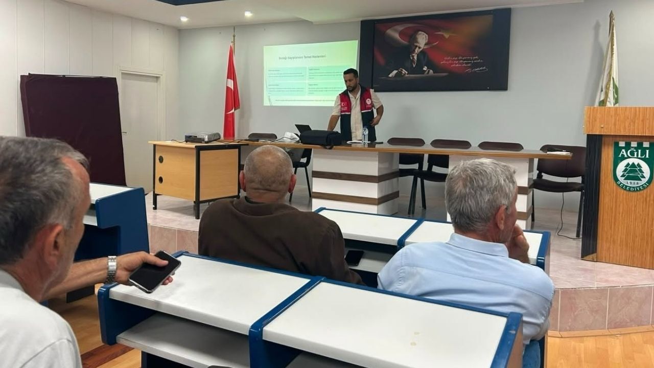 Kastamonu’da Buzağı Kayıplarını Önlemek Için Kritik Eğitim (3)