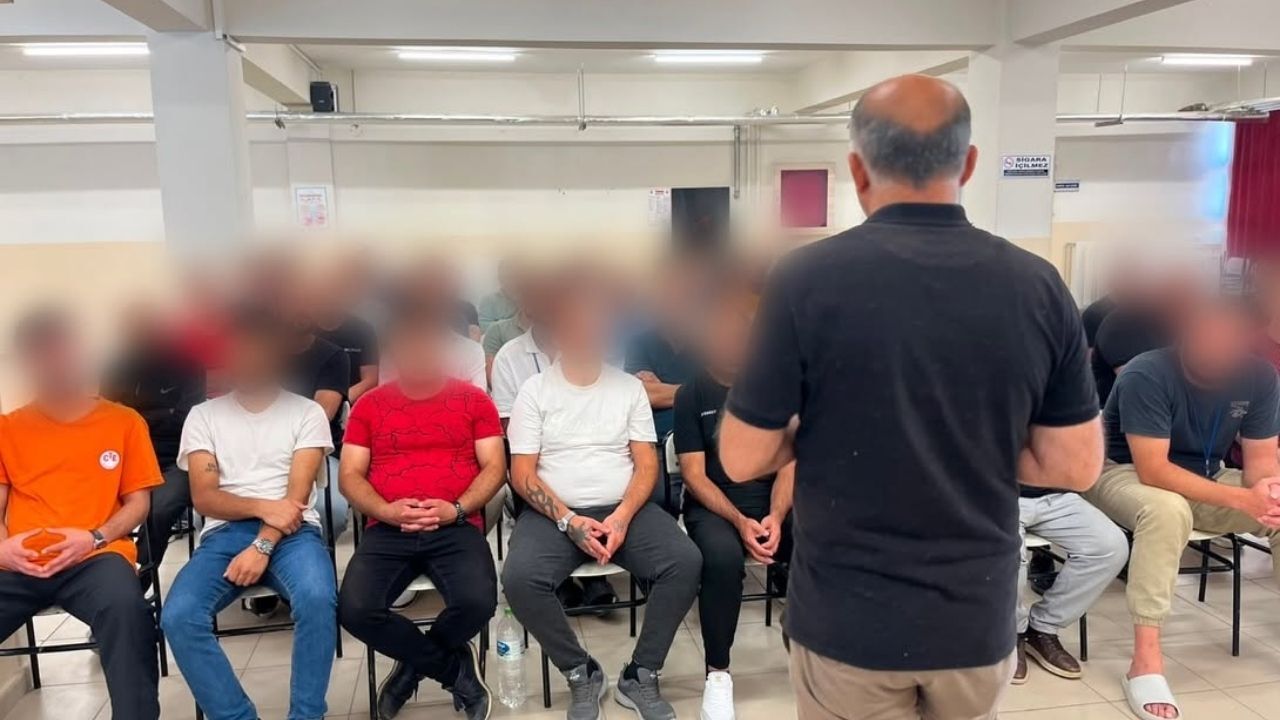 Kastamonu’da Hükümlülere Topluma Uyum Semineri (2)