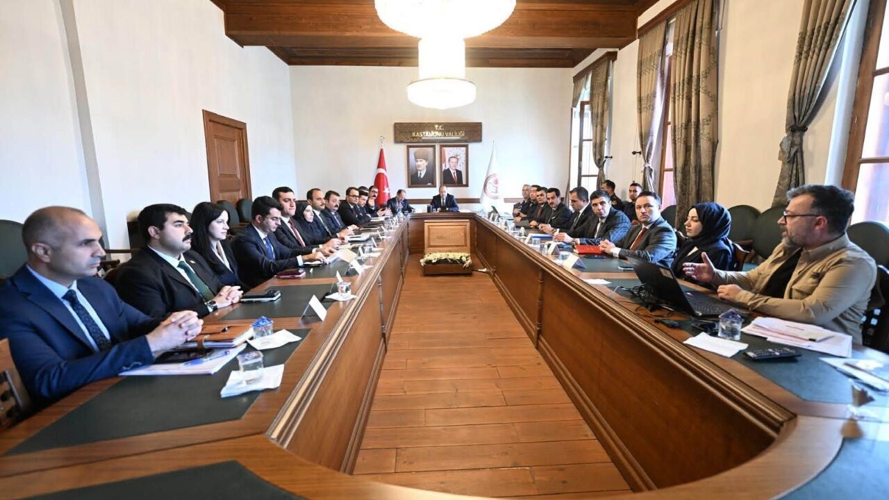 Kastamonu’da Kritik Toplantı Güvenlik Ve Asayiş Görüşüldü