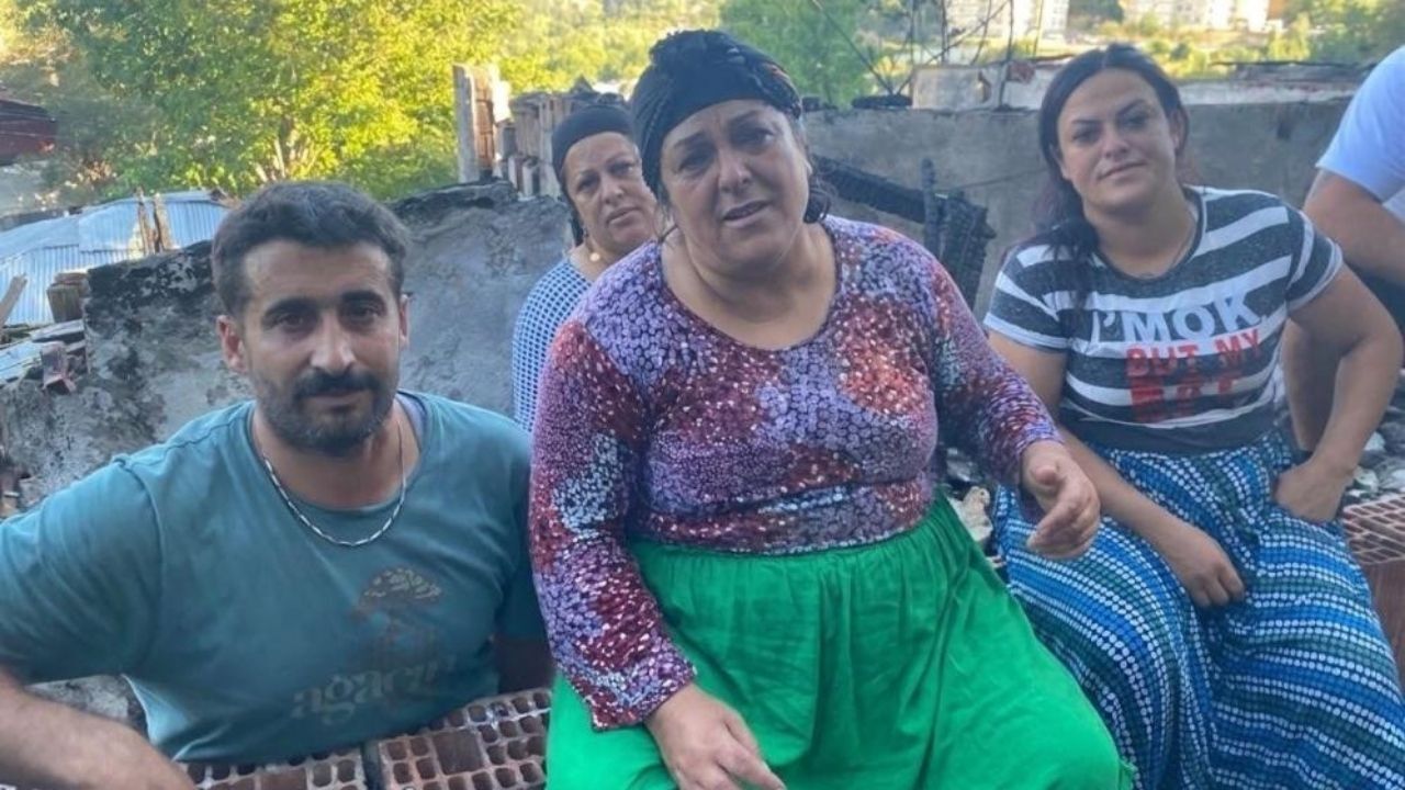 Kastamonu’da Piknik Tüpleri Peş Peşe Patladı İki Ev Yandı (5)