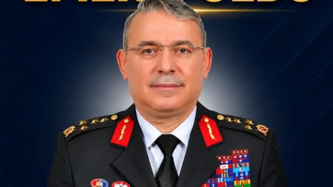 Kastamonulu Orgeneral Hüseyin Kurtoğlu Emekli Oldu 45 Yıllık Askerlik Kariyeri Sona Erdi