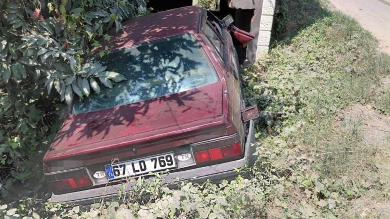 Kepçeye Çarpmamak Isterken Kulübeye Çarptı 1 Yaralı (2)