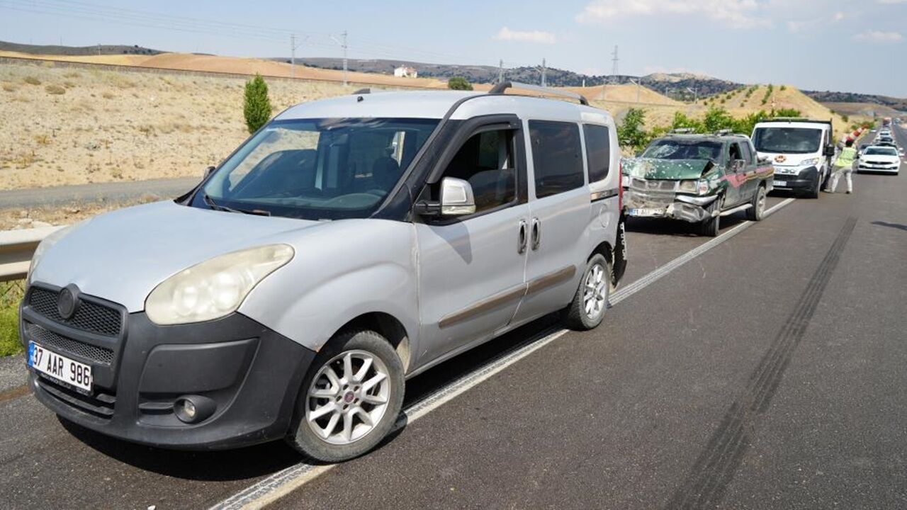 Kırıkkalede Kastamonu Plakalı Otomobil (2)
