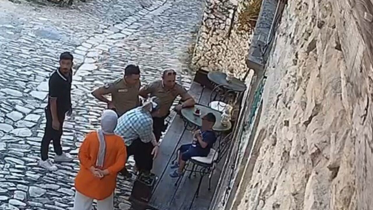 Komşudan Örnek Davranış Kayıp Aras’ın Başından Ayrılmadı