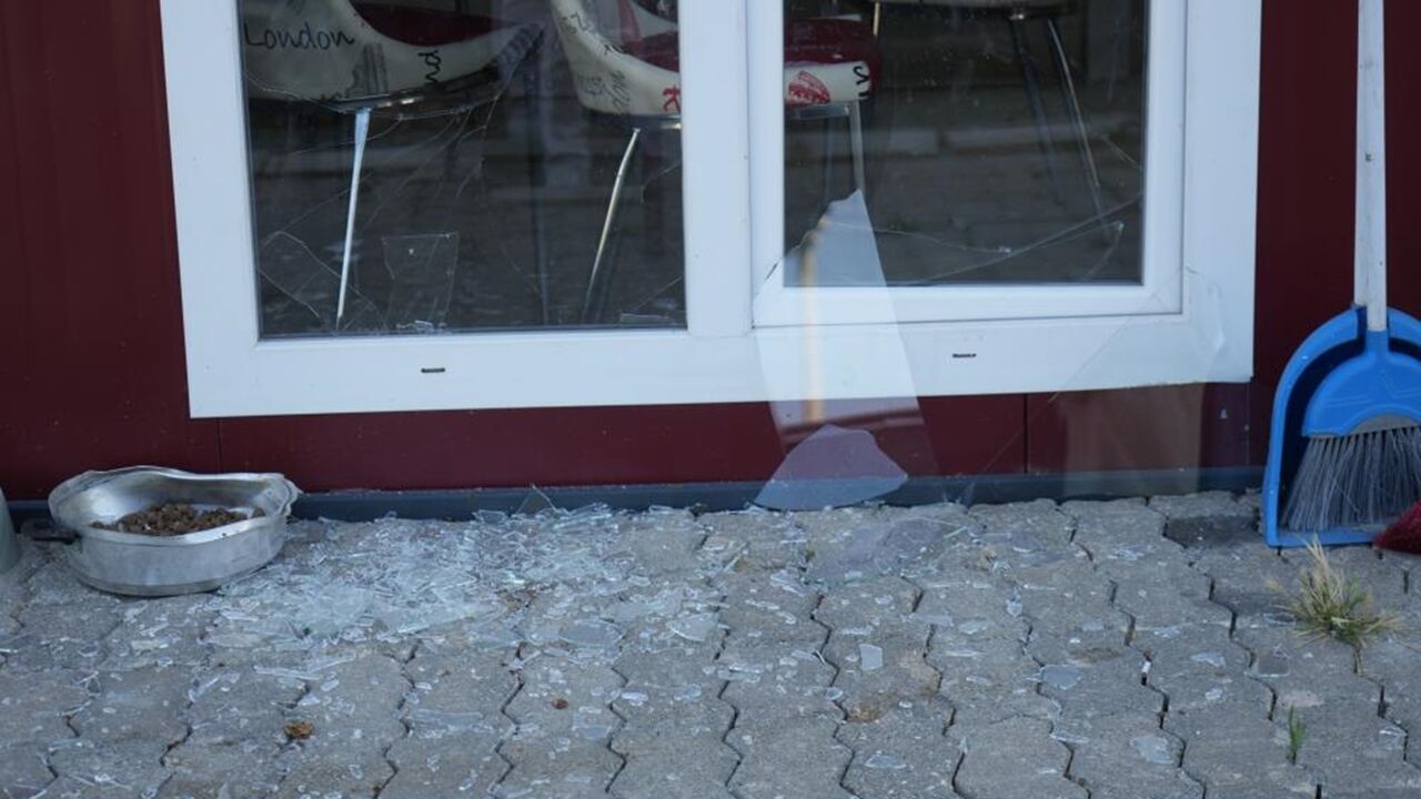 Maskeli Bezbol Sopalı Saldırgan (2)
