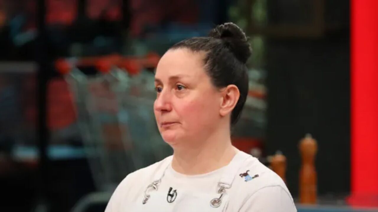 Masterchef'te Duygusal Gece! Mehmet Şef'ten Elenen Gül'e Anlamlı Destek