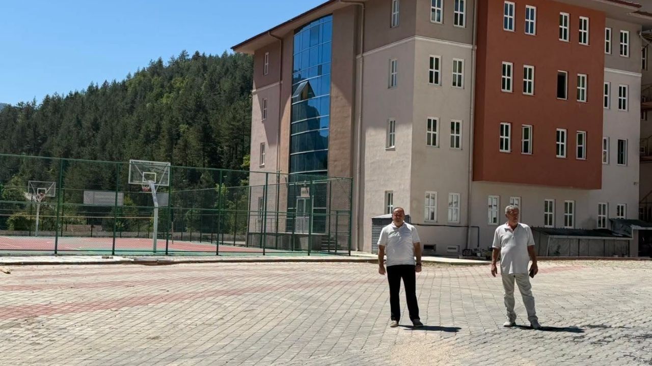 Şenpazar’ın Spor Tesislerinde Dönüşüm Başladı (3)