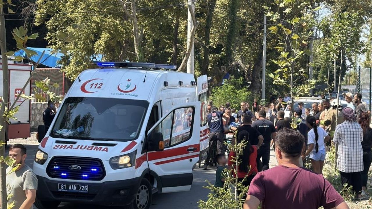 Suda Kaybolan Çocuk 20 Dakikalık Müdahaleyle Hayata Döndü (3)