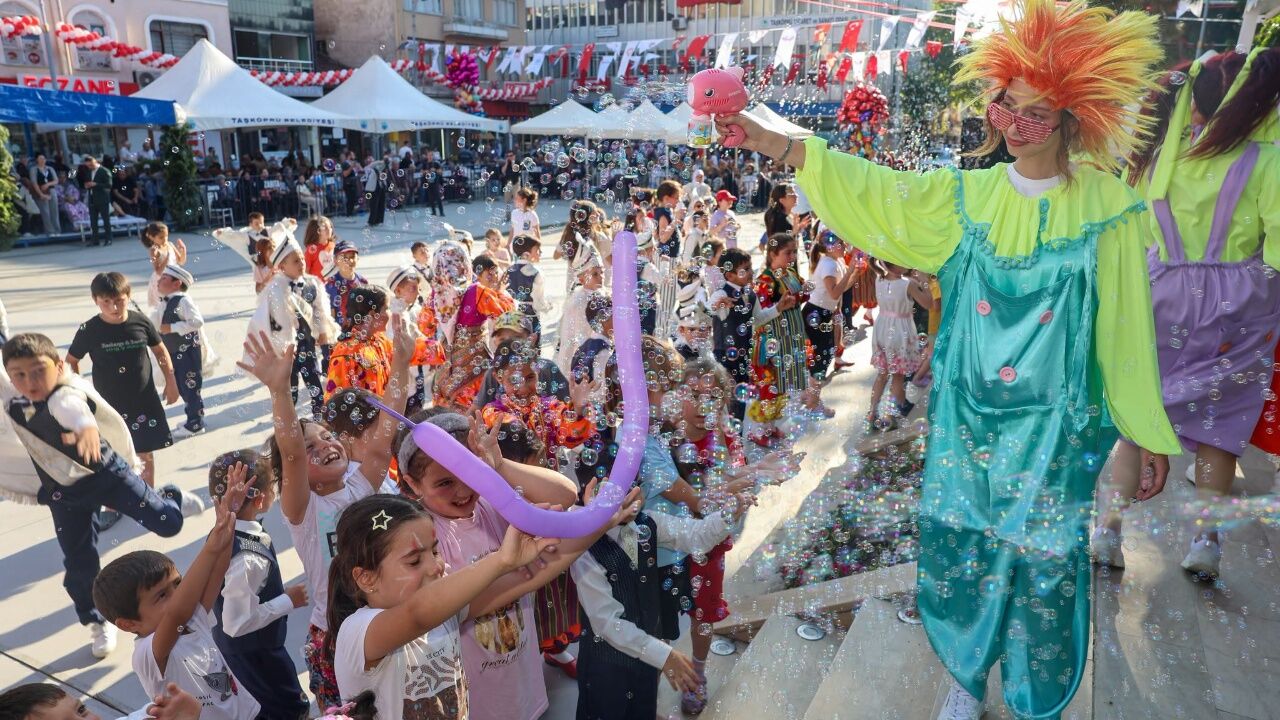 Taşköprü'de 70 Çocuğun Mutluluğu Paylaşıldı! Festivalde Toplu Sünnet Şöleni 10