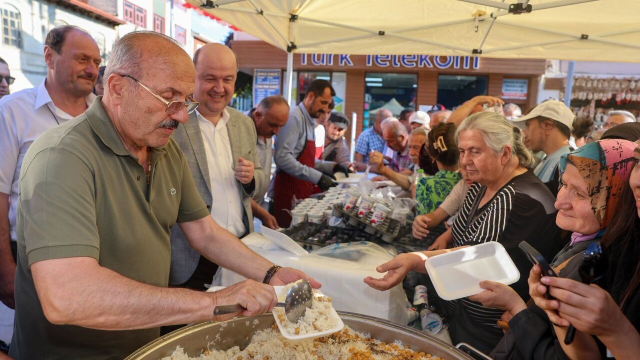 Taşköprü'de 70 Çocuğun Mutluluğu Paylaşıldı! Festivalde Toplu Sünnet Şöleni 11