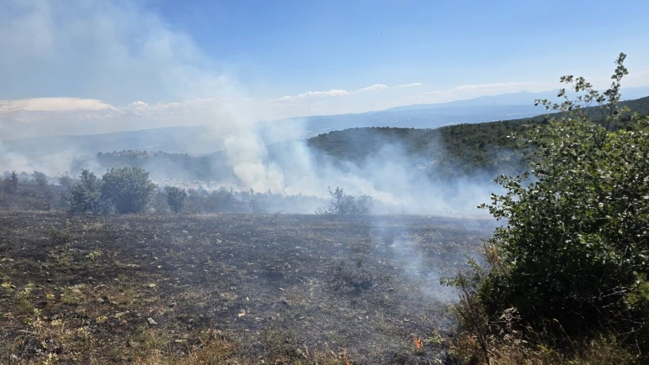Taşköprü’de Alevlere Helikopterli Müdahale 1