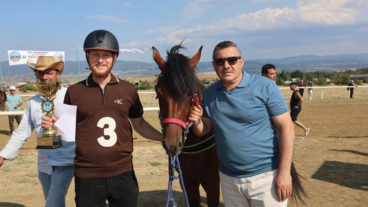 Taşköprü’de Ata Sporu Yaşatıldı Ödüller Sahiplerini Buldu 8