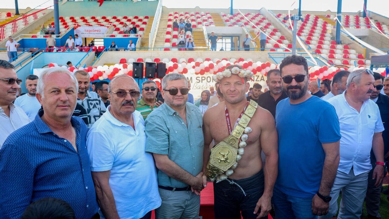 Taşköprü'de Başpehlivanlık Güreşleri Nefes Kesti 9