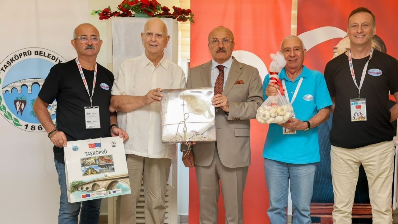 Taşköprü’de Farklı Kültürler Aynı Çatı Altında Buluştu (1)