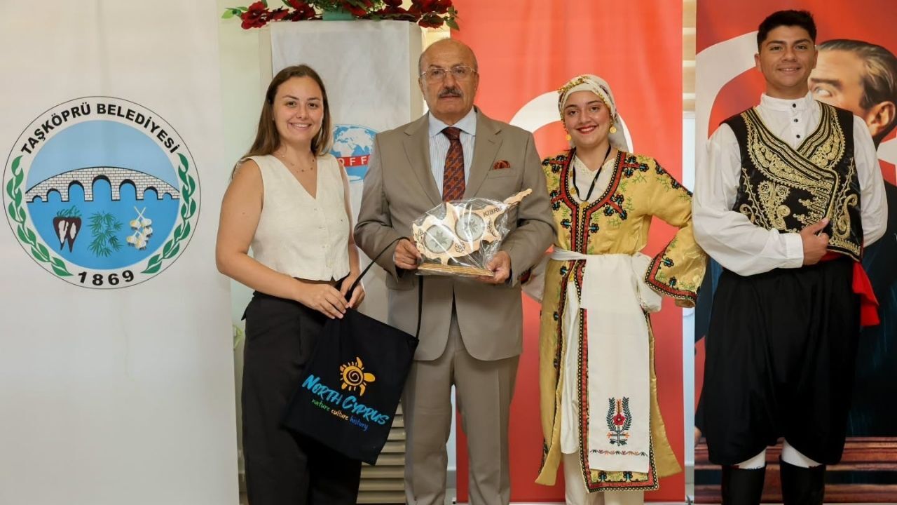 Taşköprü’de Farklı Kültürler Aynı Çatı Altında Buluştu (6)