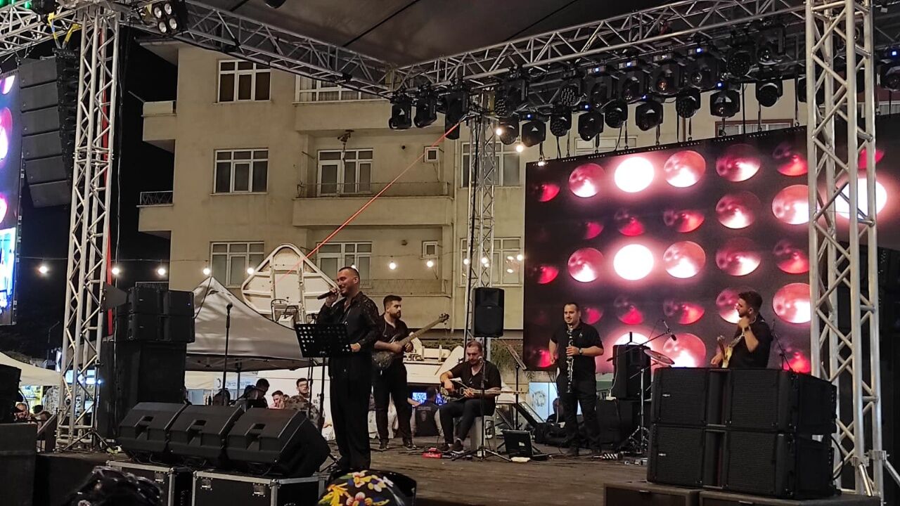 Taşköprü'de Festival Sahnesinde Müzik Şöleni Yaşandı