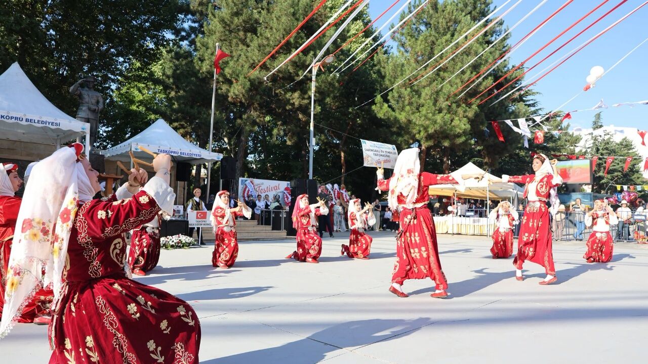 Taşköprü'de Festivalin Ilk Günü Yoğun Katılımla Başladı 7
