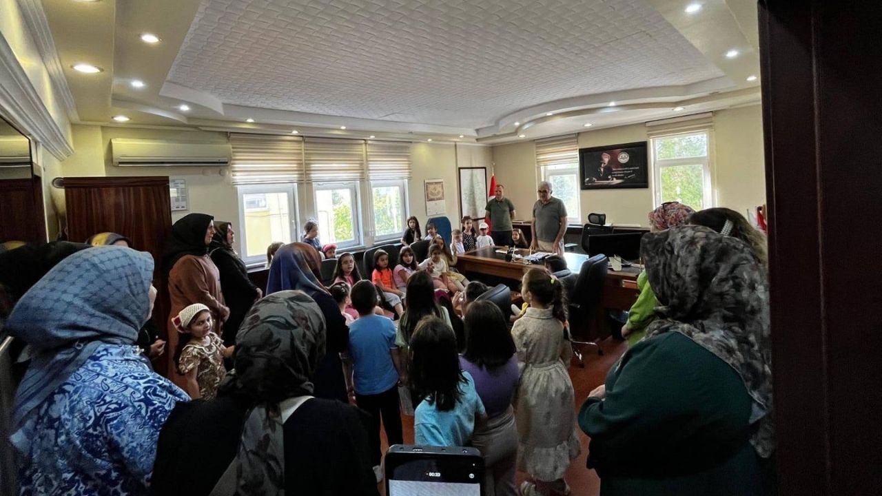 Taşköprü’de Minik Öğrenciler Belgelerini Müftü Yozgat’tan Aldı (3)