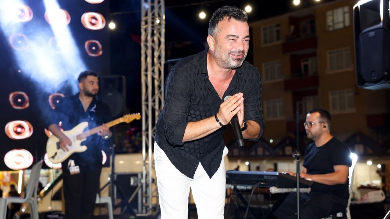Taşköprü’de Şarkılar Ve Alkışlar Birbirine Karıştı (6)