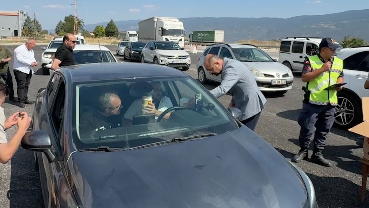 Tosya’da Sürücülere Coğrafi Işaretli Pirinçten Pilav Ikram Edildi 1