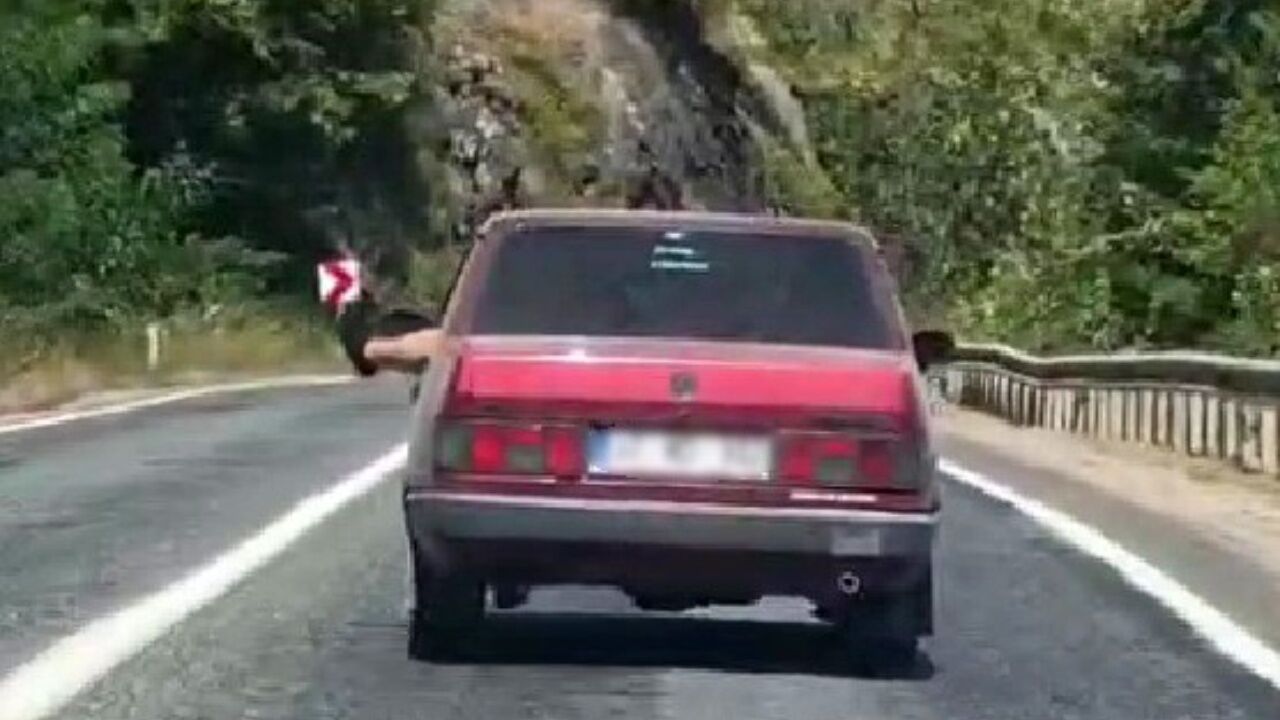 Trafik Güvenliğini Hiçe Saydı! Karabük'te Sürücüden Şaşkına Çeviren Hareket 1