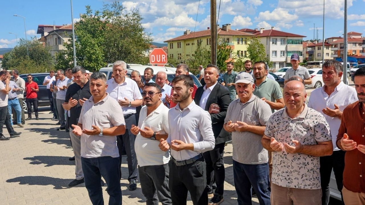 Acar Yapı Market (2)