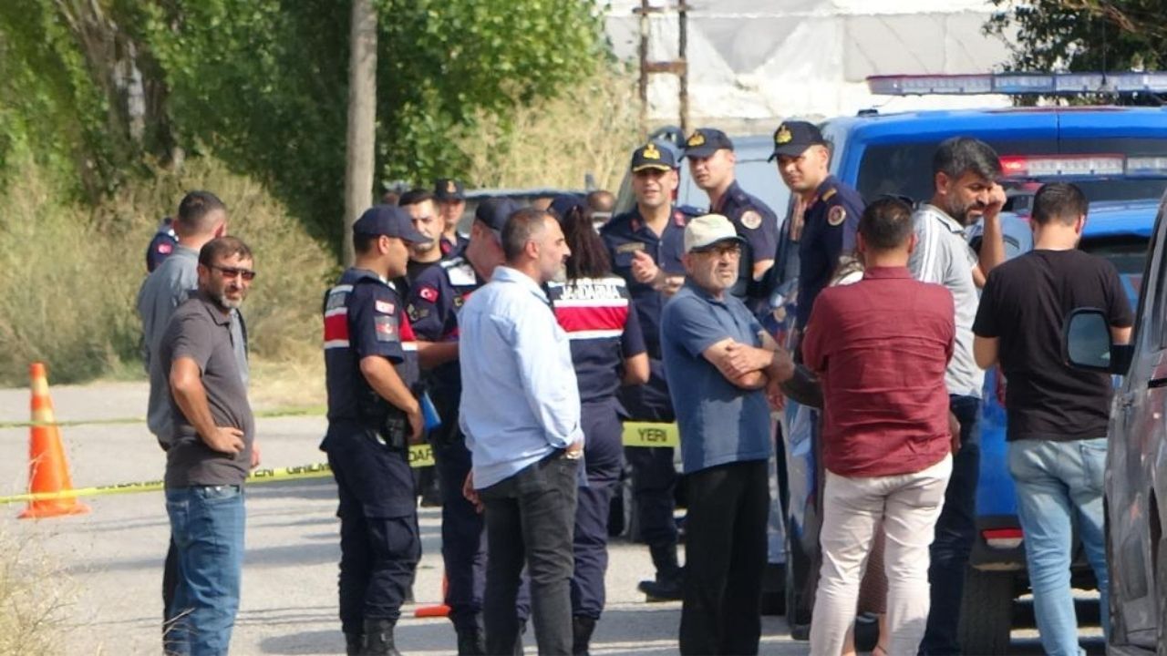 Amca Yeğen Kavgasında Kan Aktı 1 Kişi Öldü, 1 Kişi Yaralandı (3)