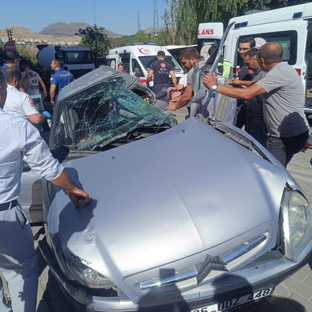 Ankara Kastamonu Plakalı Mikser Feci Kaza (7)