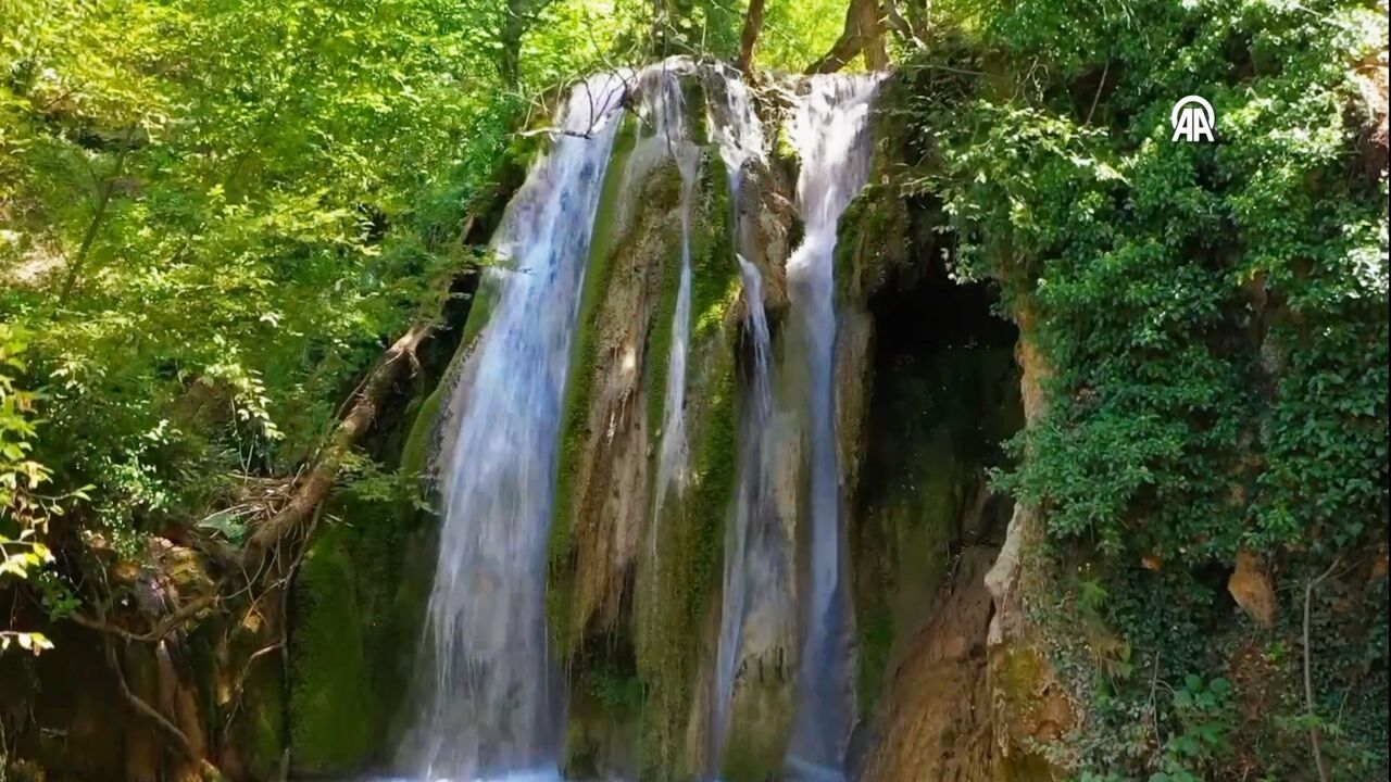 Araç Ilçesindeki Okçular Şelalesi (6)