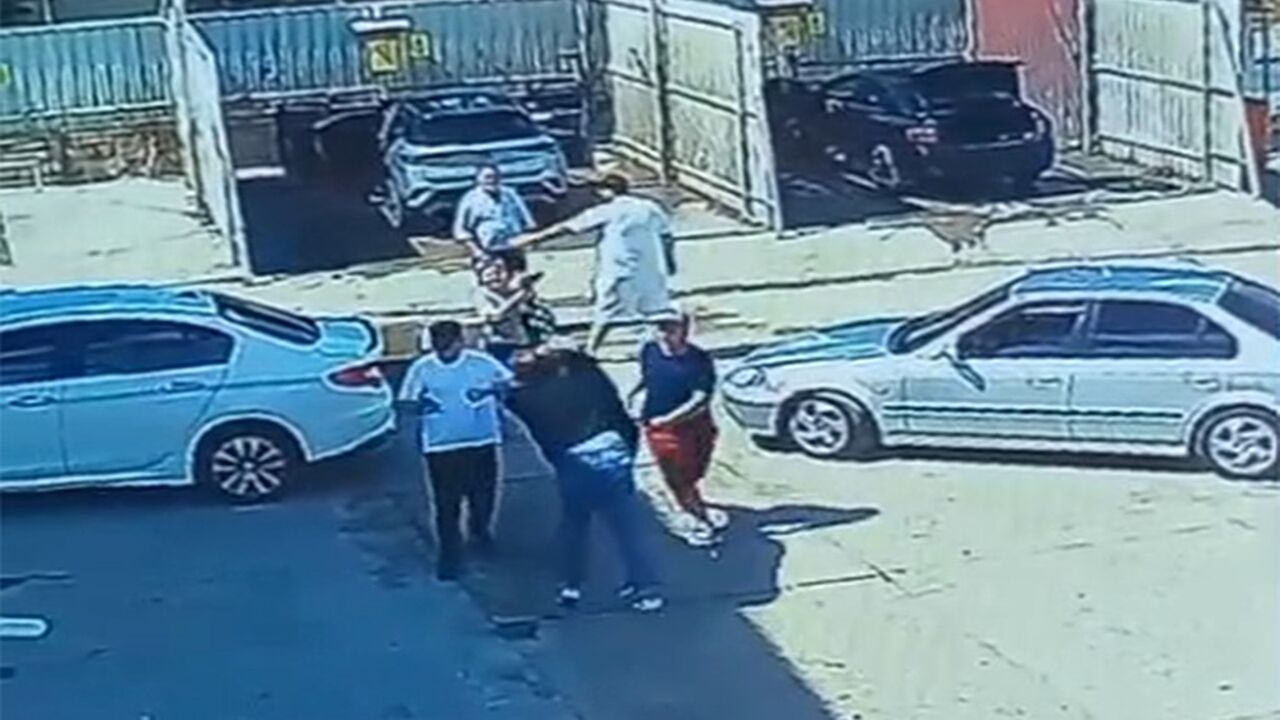 Baba Oğul Kavga (2)