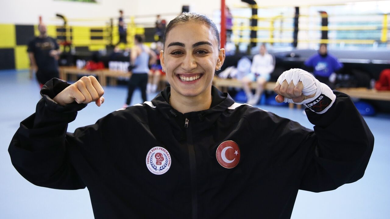 Boksör Filiz Işık (1)