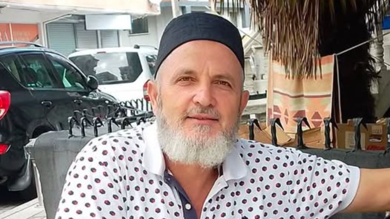 Cide’de Serinlemek Için Denize Girdi, Hayatını Kaybetti