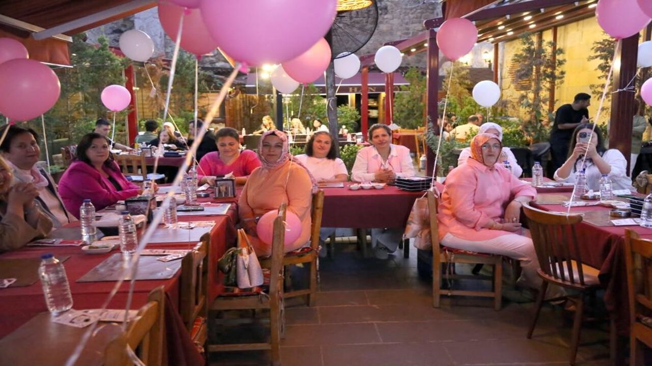 Dört Arkadaş Kanseri Yendi (3)