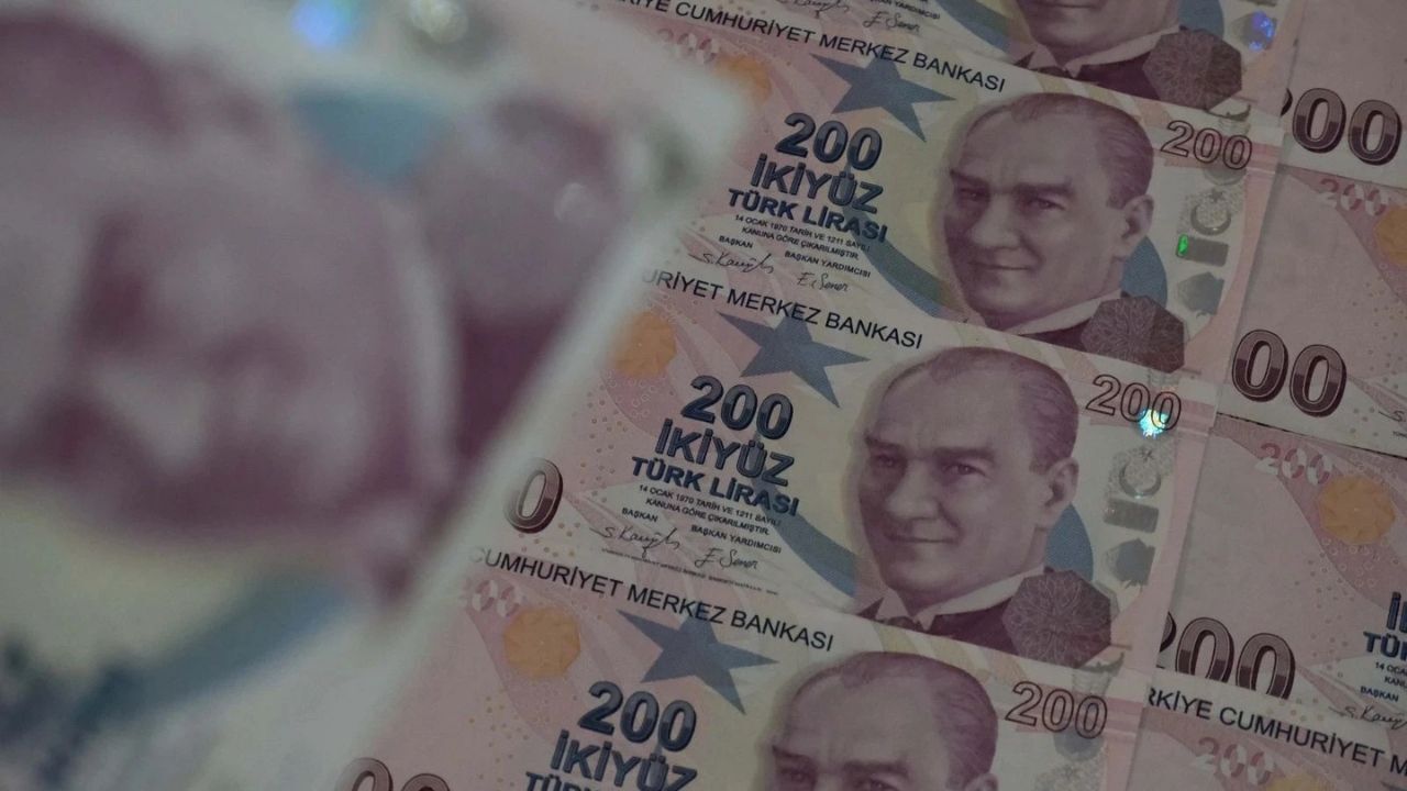 Emekliye seyyanen zamda kritik süreç: Gözler AYM’de