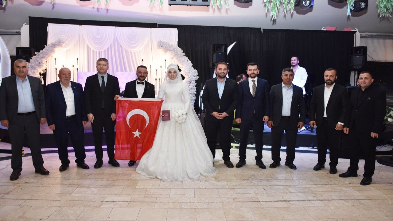 Hüseyin Tavukcu Hülya Çelik (1)