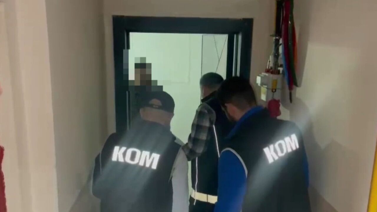 Komşu ilde şoke eden operasyon! Binlerce sahte dolar ele geçirildi