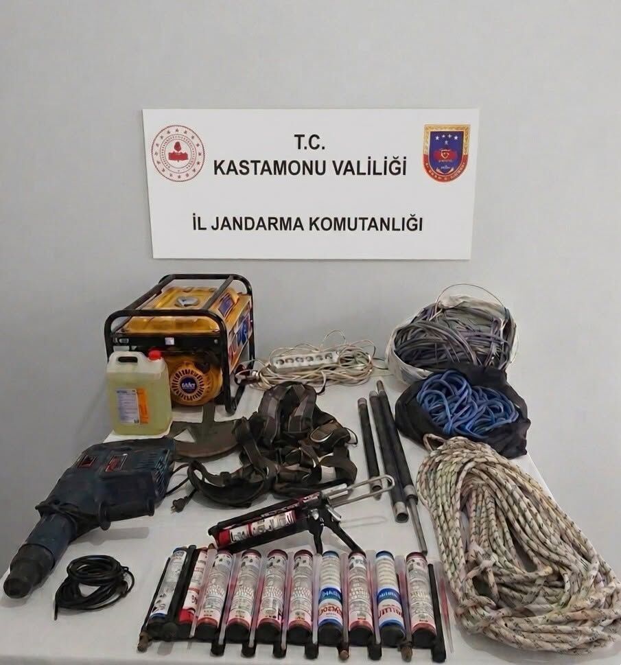Kastamonu Kaçak Kazı (1)