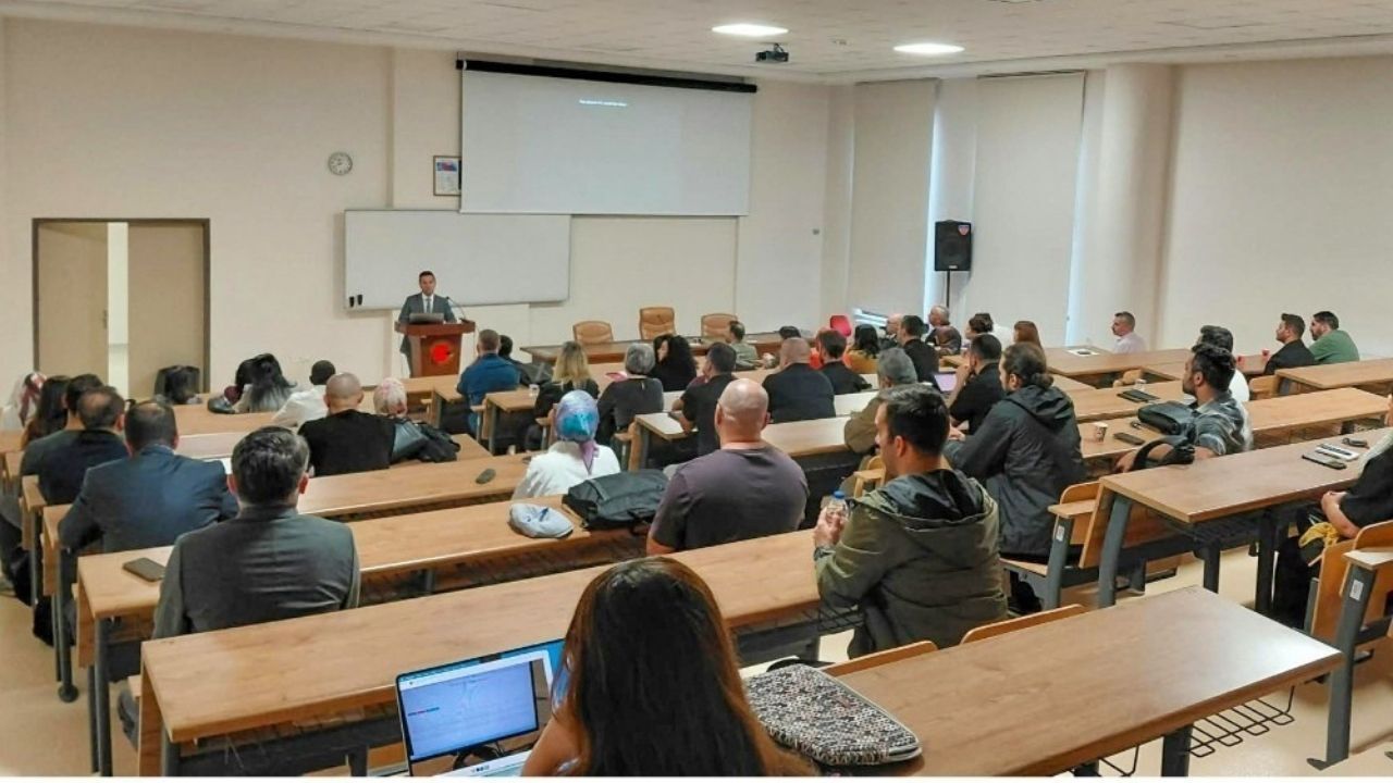 Kastamonu Üniversitesinde Eğitimde Yeni Dönem Yapay Zeka Da Programda (2)