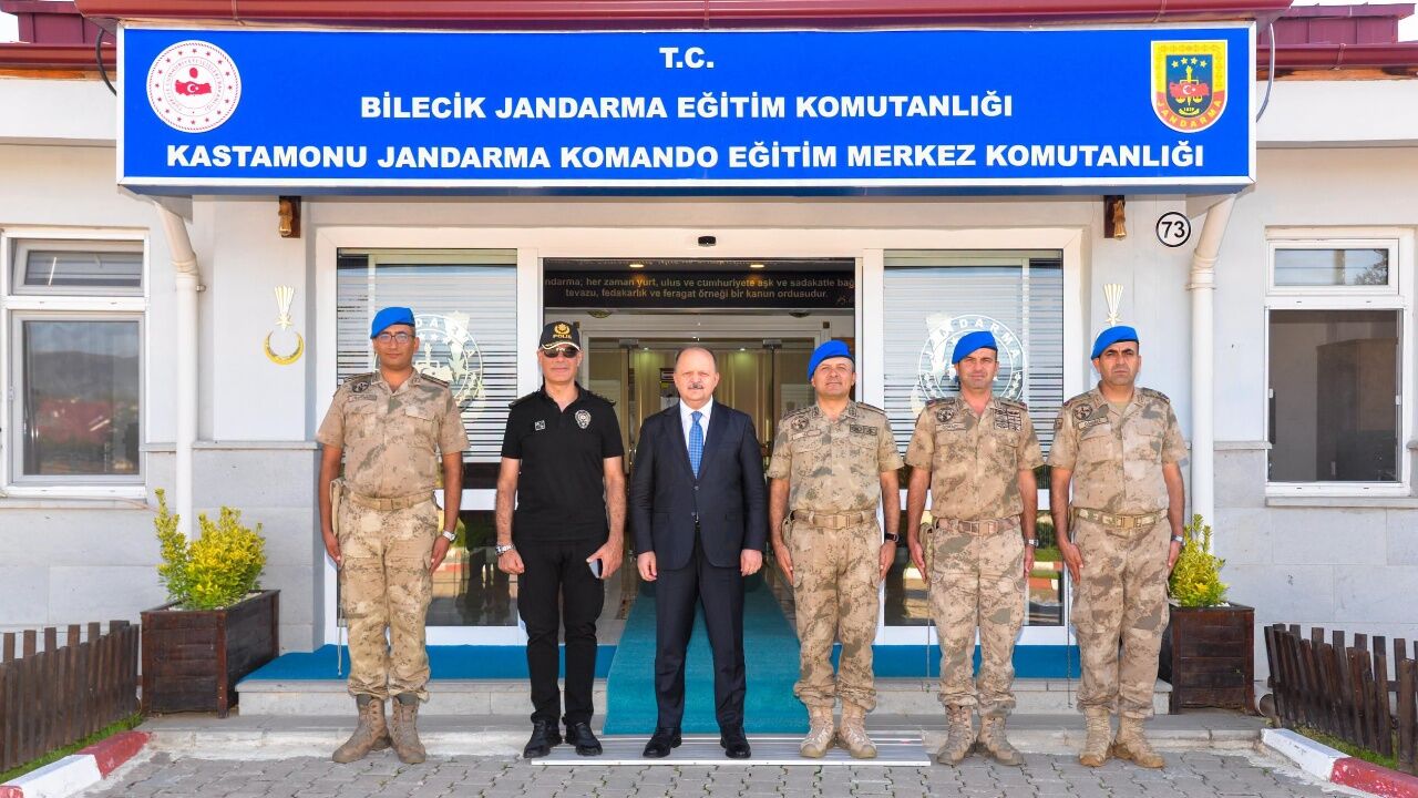 Kastamonu Valisi Dallı’dan Komutanlara Hayırlı Olsun Ziyareti 1
