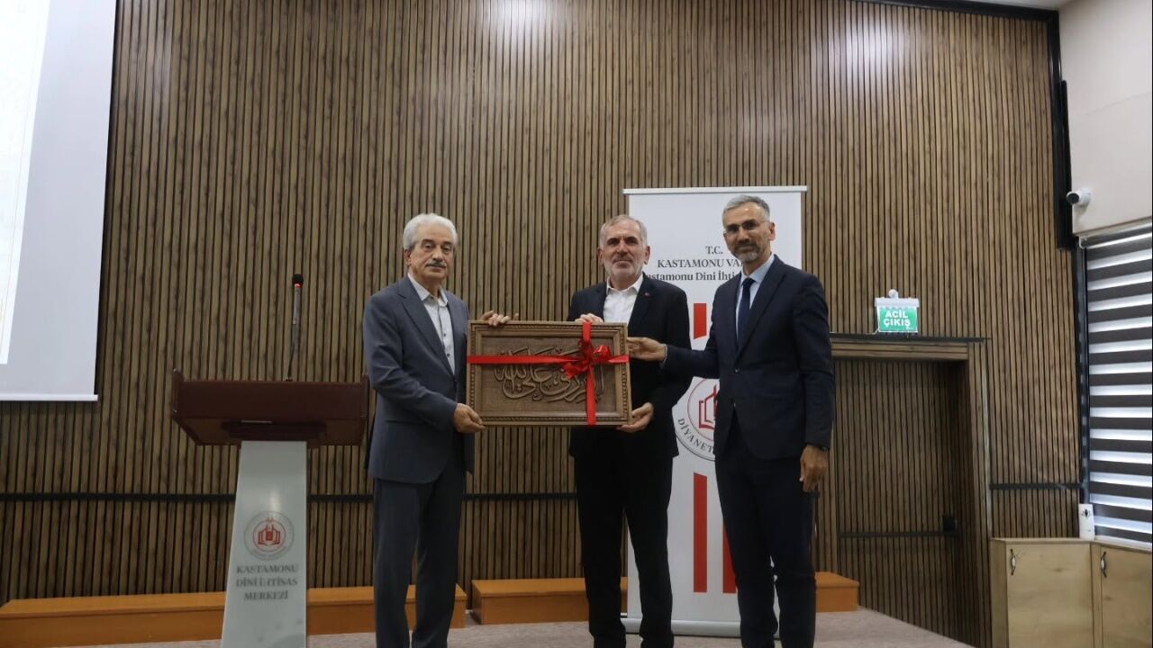 Kastamonu’da 5. Dönem Aday Din Görevlileri Eğitimi Başladı 4