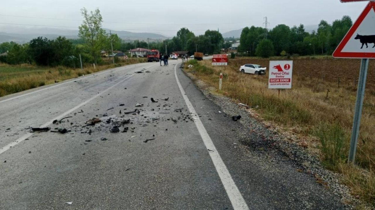 Kastamonu’da Feci Kaza 5 Kişi Yaralandı (1)