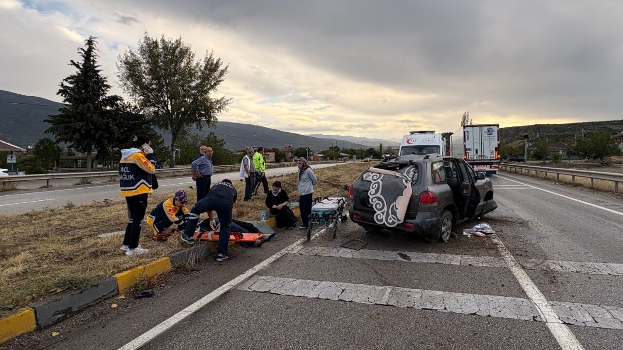 Kastamonu'da Yağmur Kazayı Beraberinde Getirdi 3 Yaralı