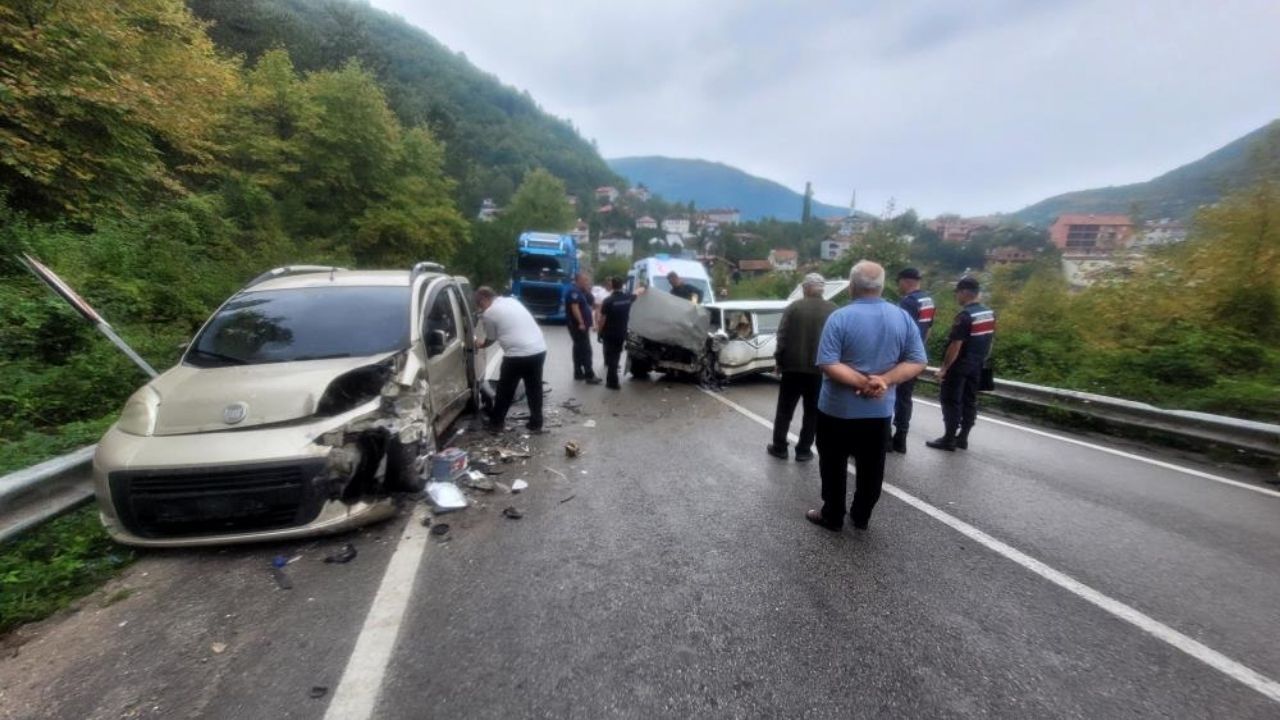 Kastamonu’daki Kazada 1’I Bebek 7 Kişi Yaralanmıştı Detaylar Belli Oldu (2)