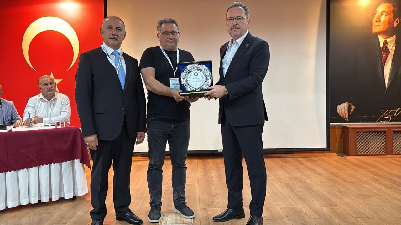 Mehmet Öz Yeniden Seçildi (4)