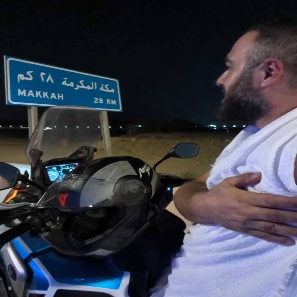 Motosikletle Mekkeye Gitti (3)