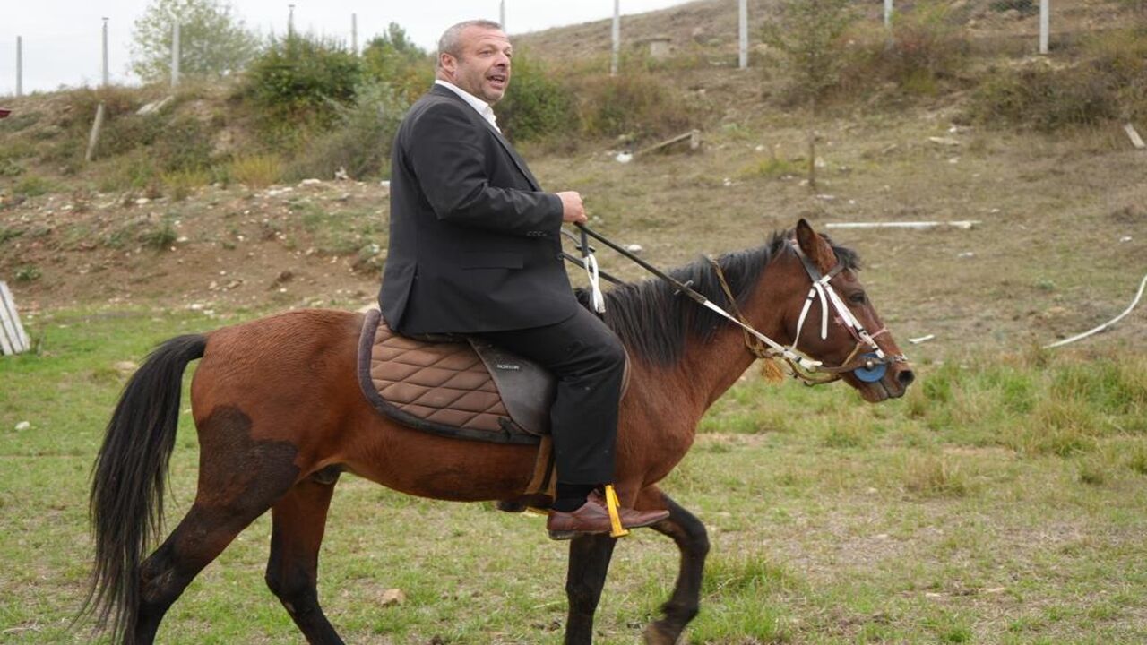 Muhtar Yücel Bakırcıalioğlu At (3)