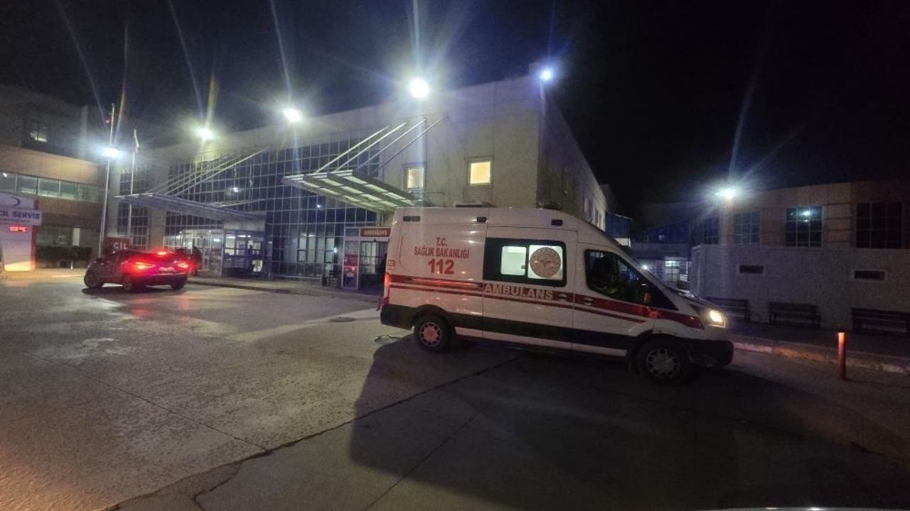 Otomobil Sulama Kanalına Uçtu 2 Kişi Öldü (1)