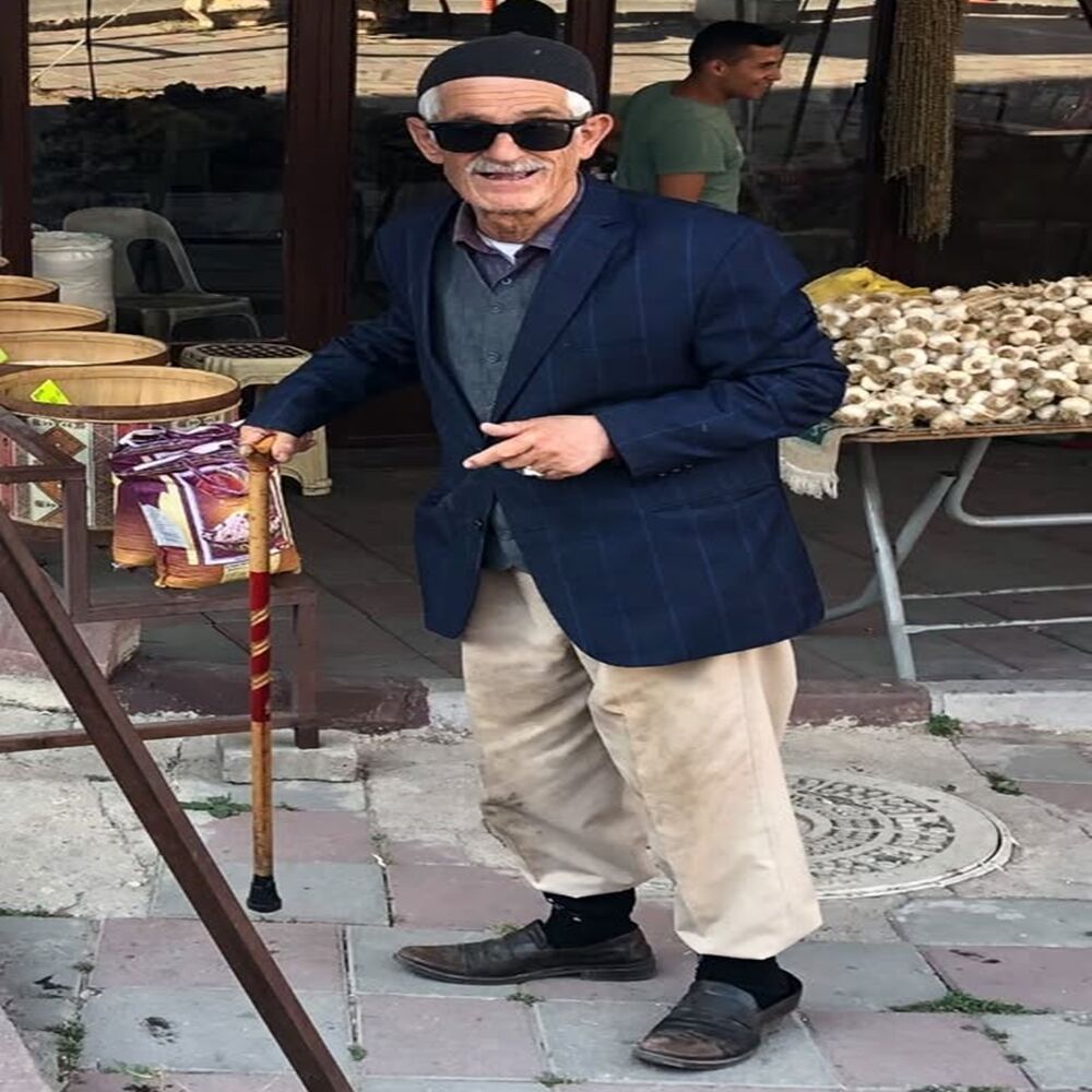 Pır Seyinin Mezar Taşı (4)